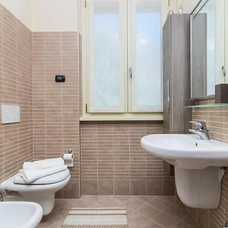 Apartment Tulipani 11 - Tremezzina *