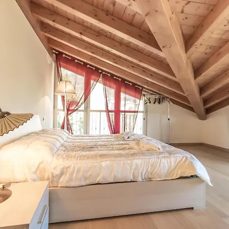 Tulipani 11 - Tremezzina Apartment